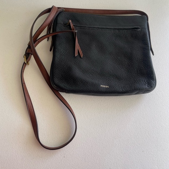 Fossil black pebbled leather brown crossbody bag - Picture 1 of 7